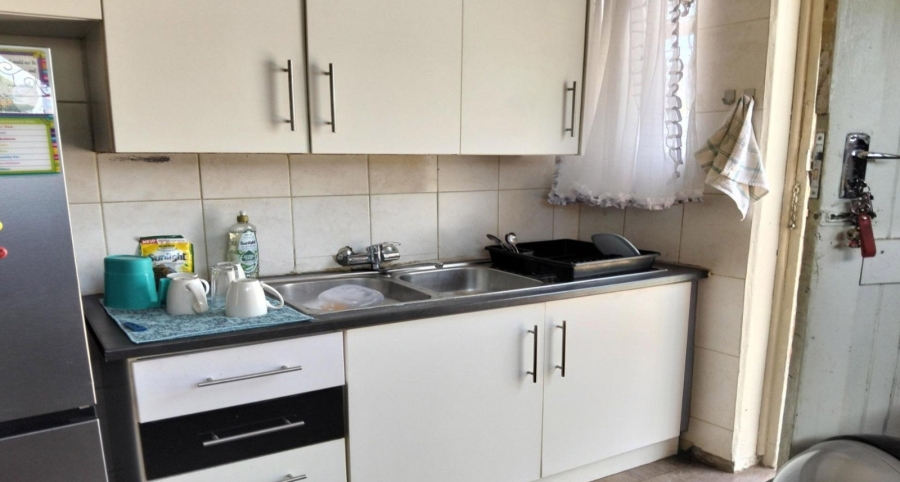 4 Bedroom Property for Sale in Selection Park Gauteng
