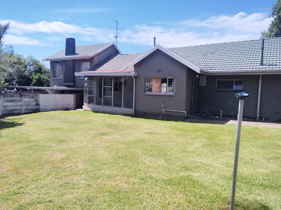 3 Bedroom Property for Sale in Aston Manor Gauteng