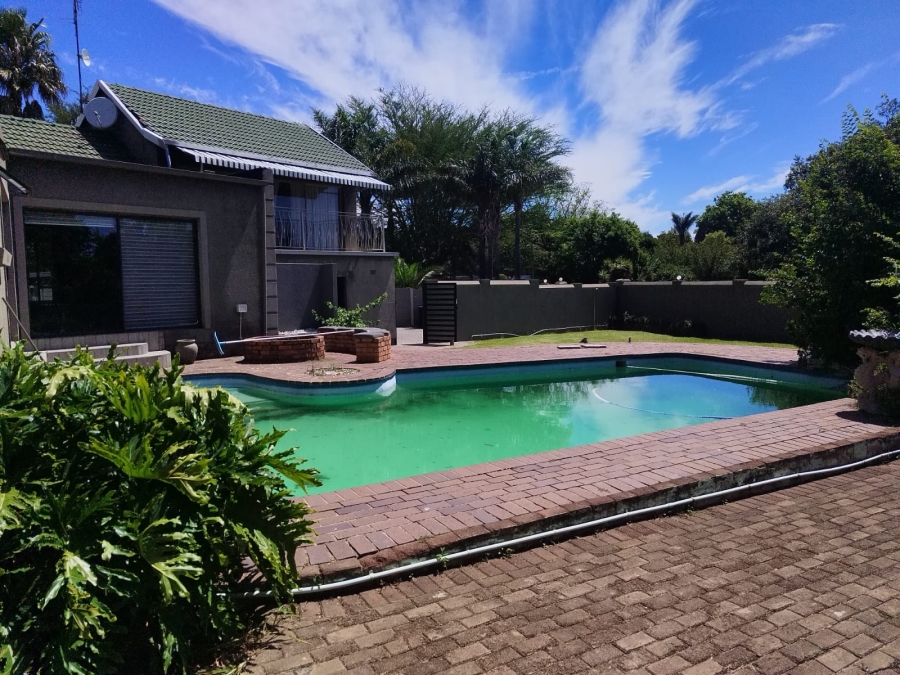 3 Bedroom Property for Sale in Aston Manor Gauteng