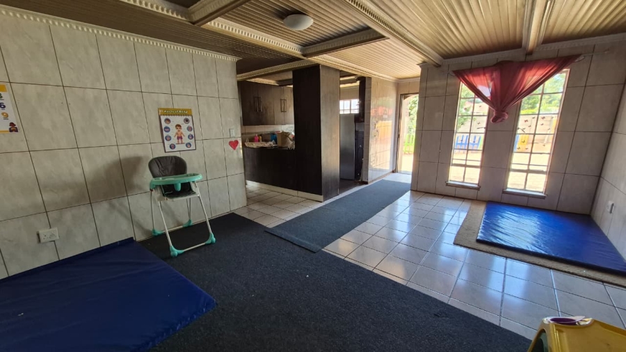 3 Bedroom Property for Sale in Crystal Park Gauteng