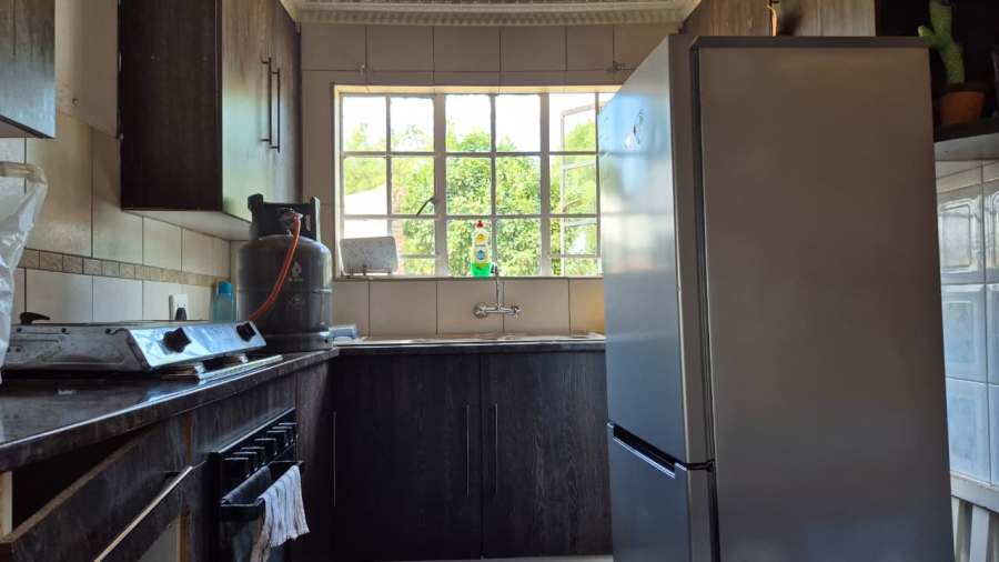 3 Bedroom Property for Sale in Crystal Park Gauteng