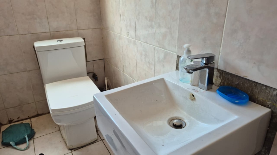 3 Bedroom Property for Sale in Crystal Park Gauteng