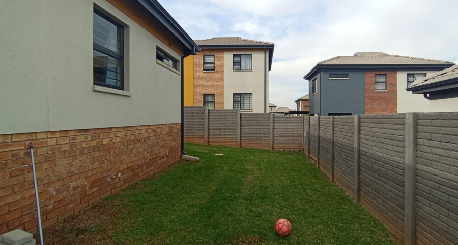 3 Bedroom Property for Sale in Lotus Gardens Gauteng