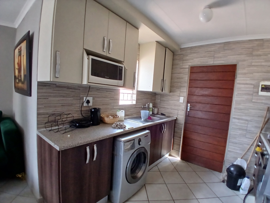 3 Bedroom Property for Sale in Lotus Gardens Gauteng