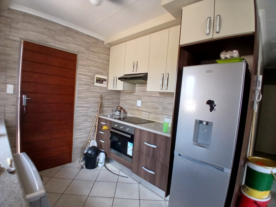 3 Bedroom Property for Sale in Lotus Gardens Gauteng