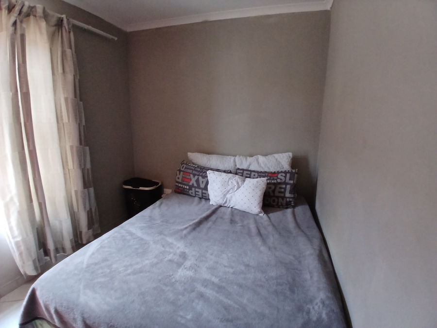 3 Bedroom Property for Sale in Lotus Gardens Gauteng