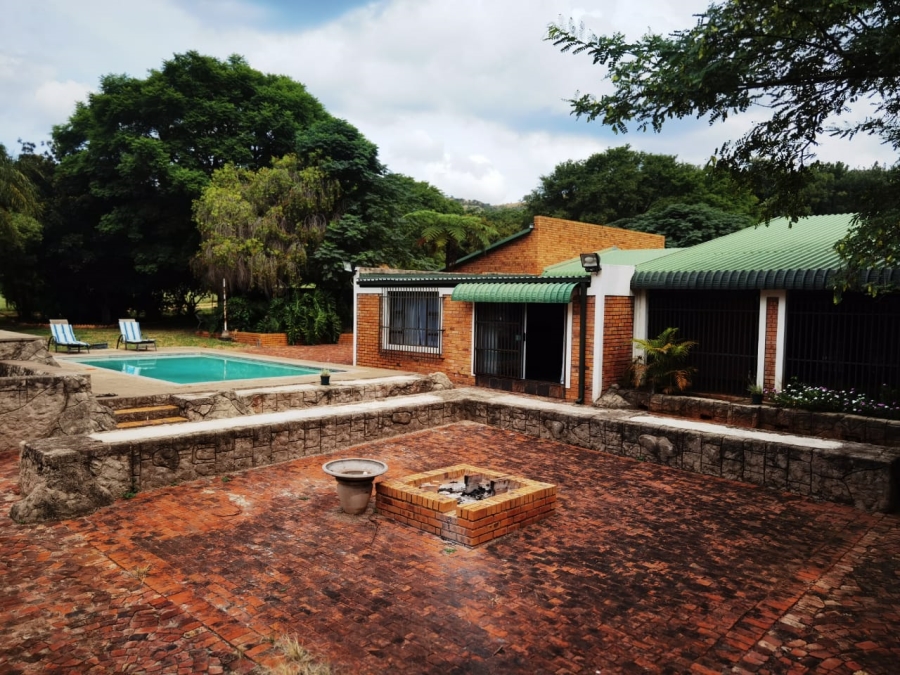 4 Bedroom Property for Sale in Sunset View A H Gauteng