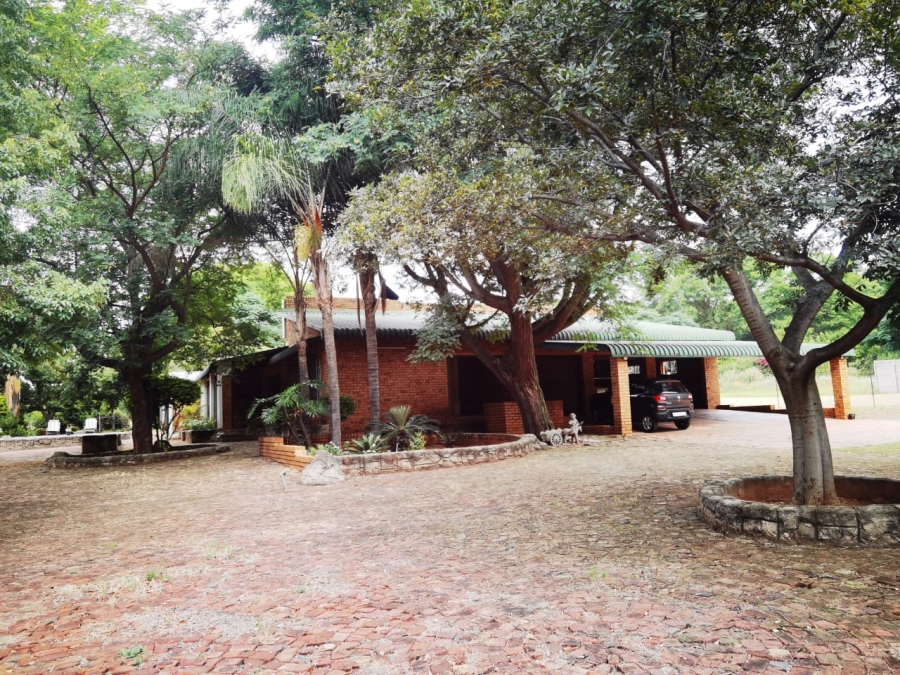 4 Bedroom Property for Sale in Sunset View A H Gauteng