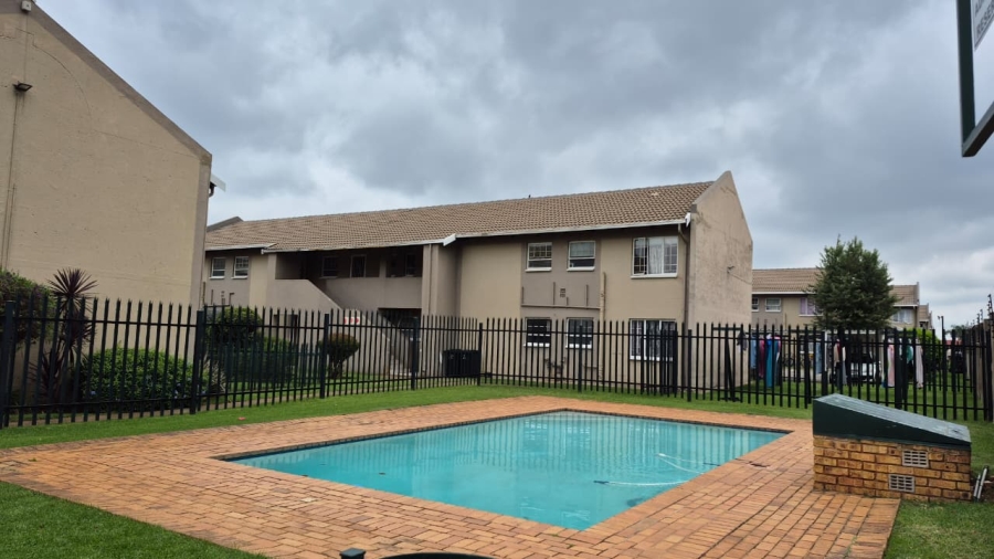 3 Bedroom Property for Sale in Ravenswood Gauteng