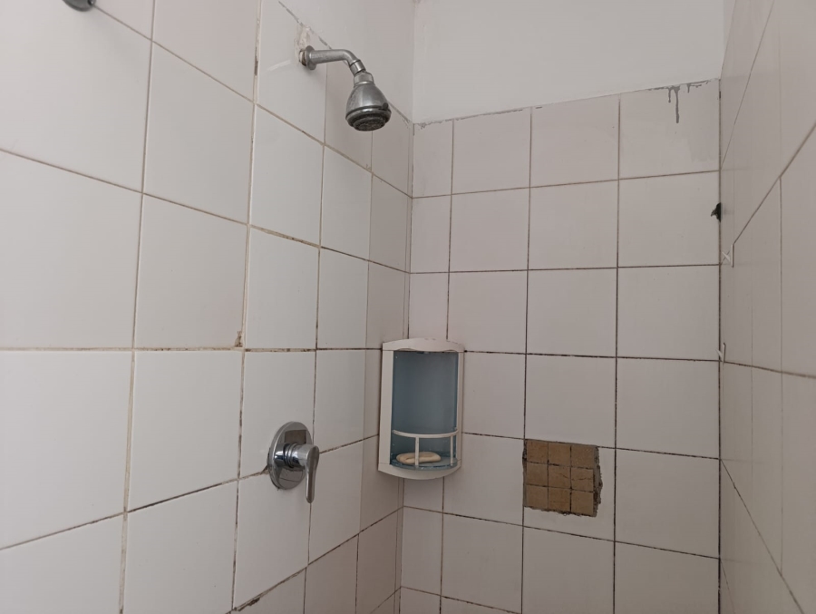 2 Bedroom Property for Sale in Hesteapark Gauteng