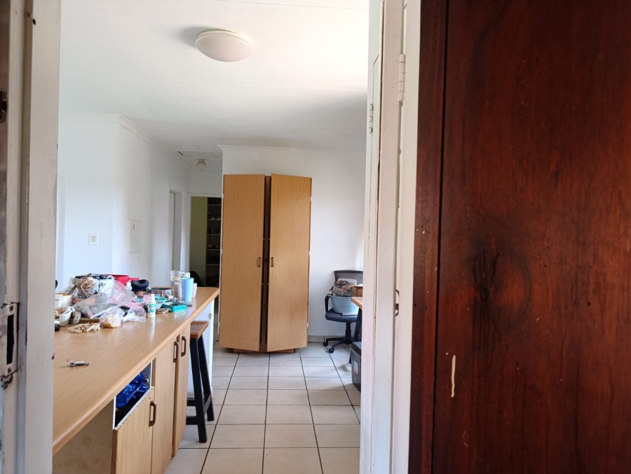 2 Bedroom Property for Sale in Hesteapark Gauteng