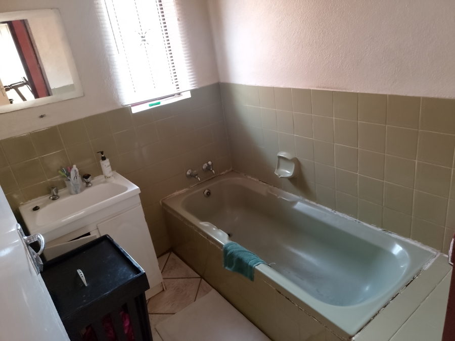 3 Bedroom Property for Sale in Mamelodi East Gauteng