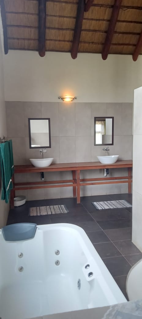 4 Bedroom Property for Sale in Roodeplaat Gauteng