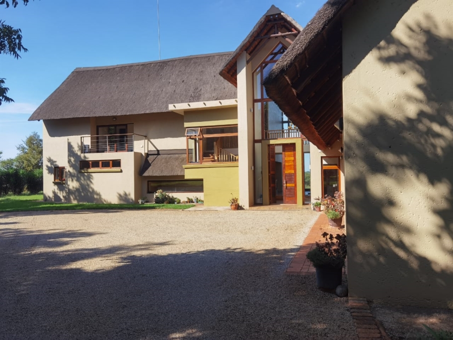 4 Bedroom Property for Sale in Roodeplaat Gauteng