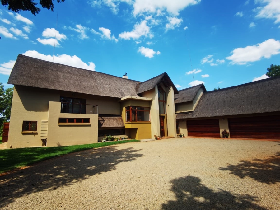 4 Bedroom Property for Sale in Roodeplaat Gauteng