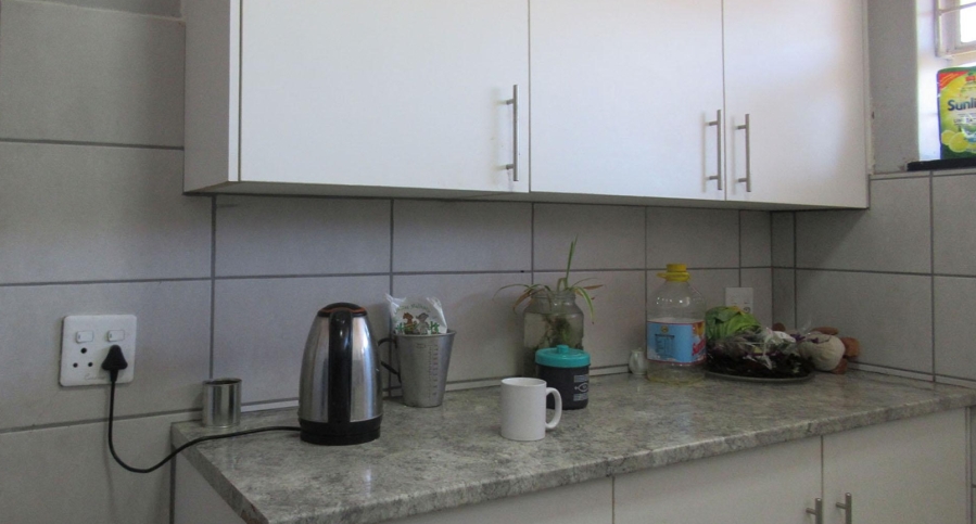 2 Bedroom Property for Sale in Greenhills Gauteng