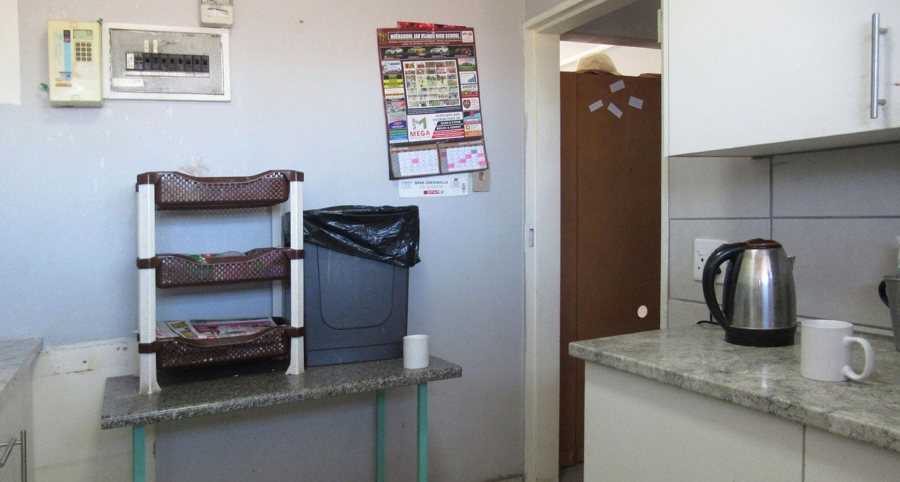 2 Bedroom Property for Sale in Greenhills Gauteng