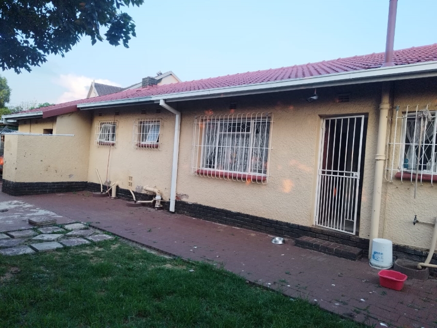 3 Bedroom Property for Sale in Allen Grove Gauteng