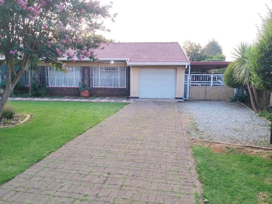 3 Bedroom Property for Sale in Allen Grove Gauteng