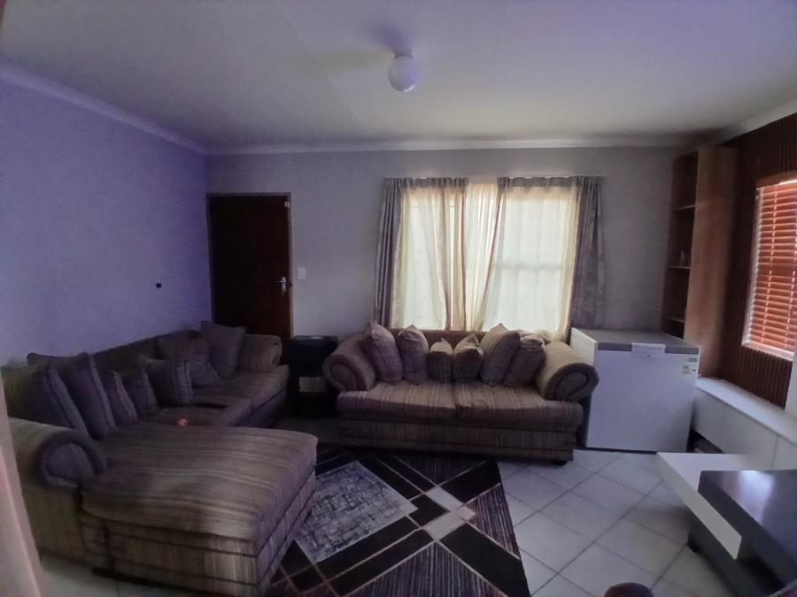 3 Bedroom Property for Sale in Lotus Gardens Gauteng