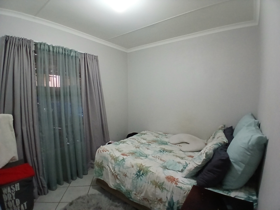 3 Bedroom Property for Sale in Lotus Gardens Gauteng