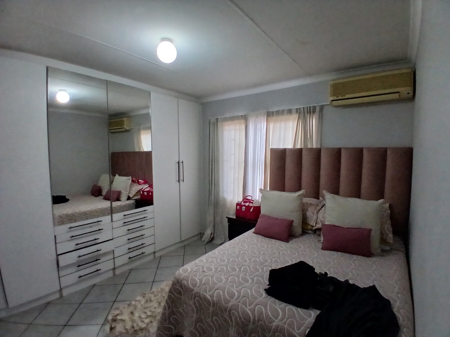 3 Bedroom Property for Sale in Lotus Gardens Gauteng