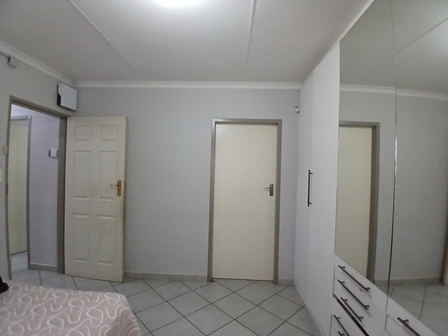 3 Bedroom Property for Sale in Lotus Gardens Gauteng