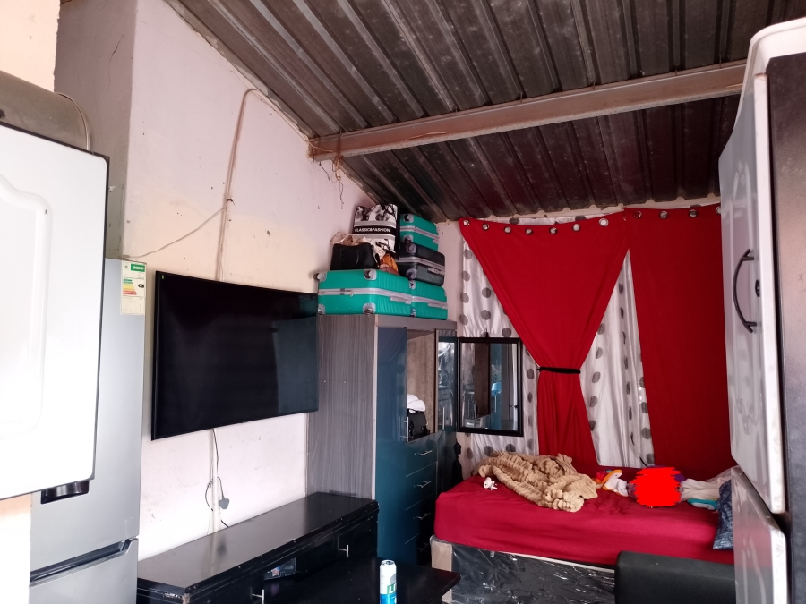2 Bedroom Property for Sale in Mamelodi East Gauteng