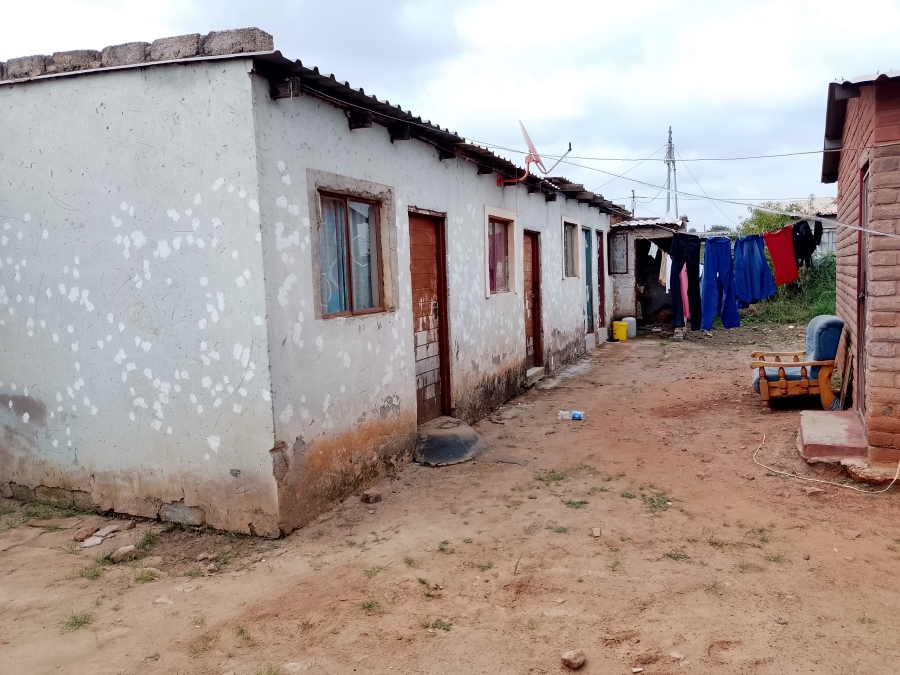 2 Bedroom Property for Sale in Mamelodi East Gauteng
