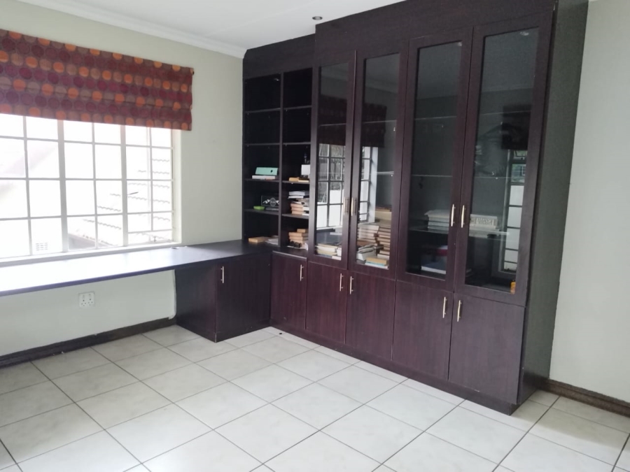 4 Bedroom Property for Sale in Bedfordview Gauteng