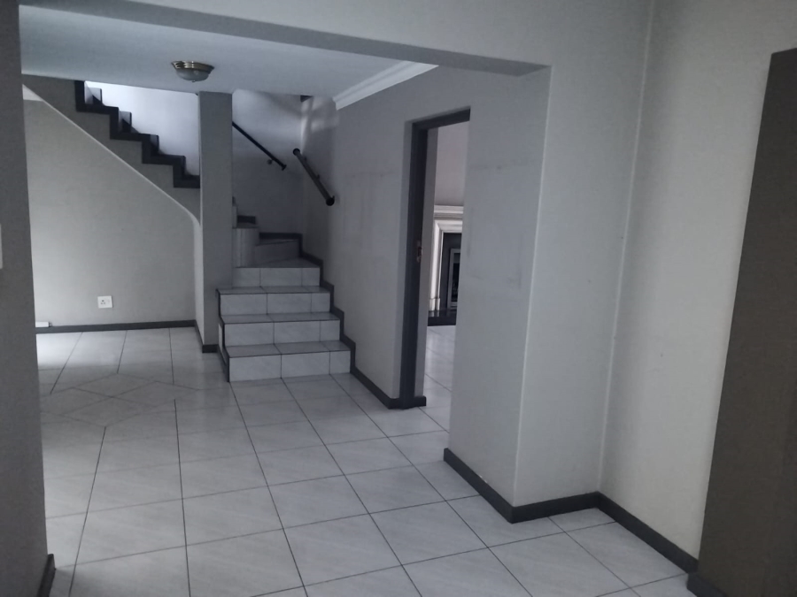 4 Bedroom Property for Sale in Bedfordview Gauteng