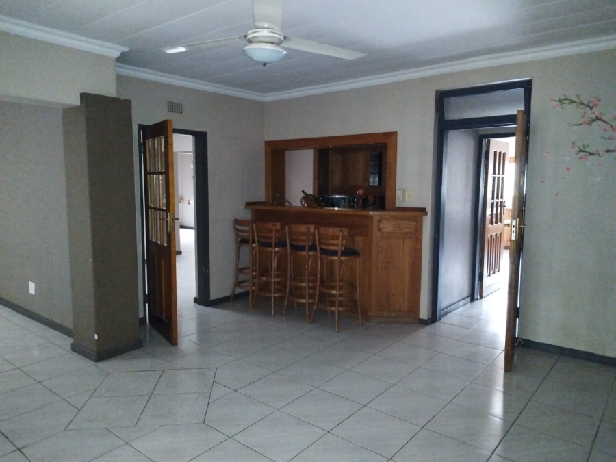 4 Bedroom Property for Sale in Bedfordview Gauteng