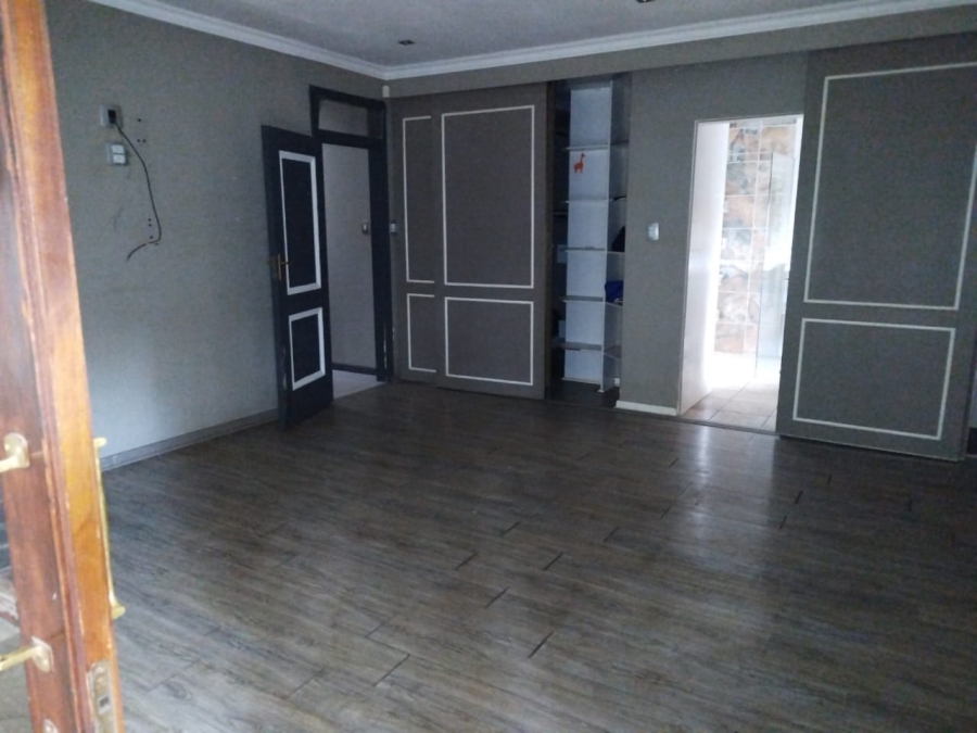 4 Bedroom Property for Sale in Bedfordview Gauteng