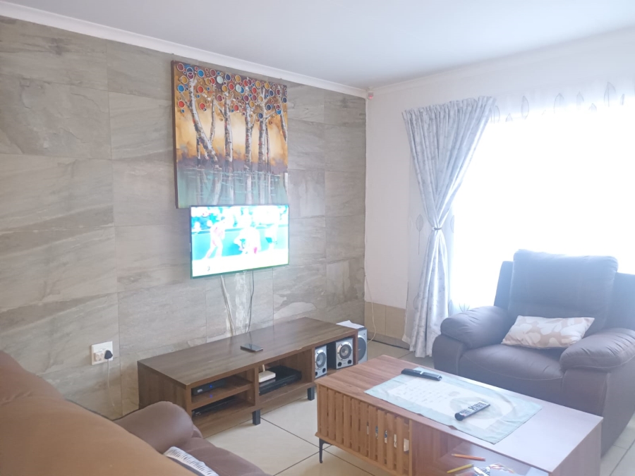 3 Bedroom Property for Sale in Soshanguve South Ext 4 Gauteng