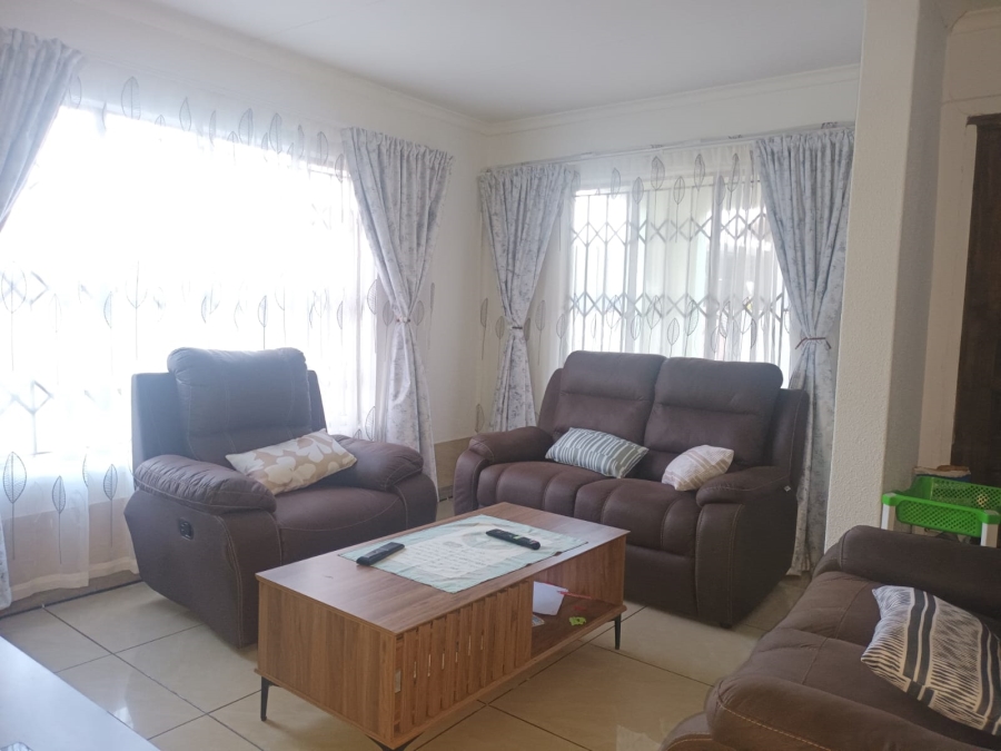 3 Bedroom Property for Sale in Soshanguve South Ext 4 Gauteng