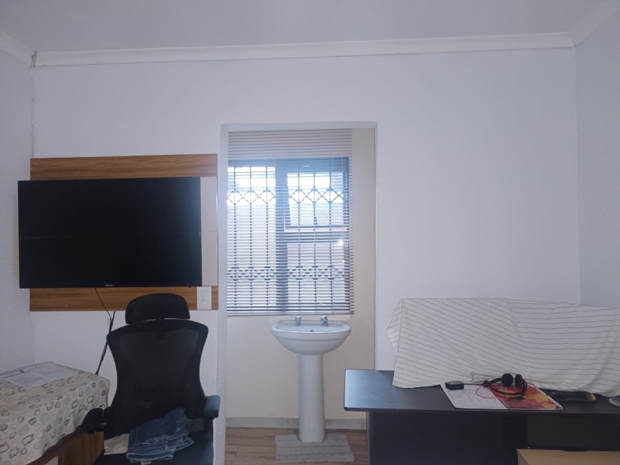 3 Bedroom Property for Sale in Soshanguve South Ext 4 Gauteng