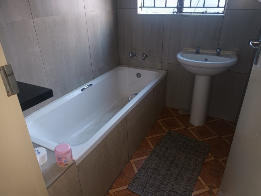 3 Bedroom Property for Sale in Soshanguve South Ext 4 Gauteng