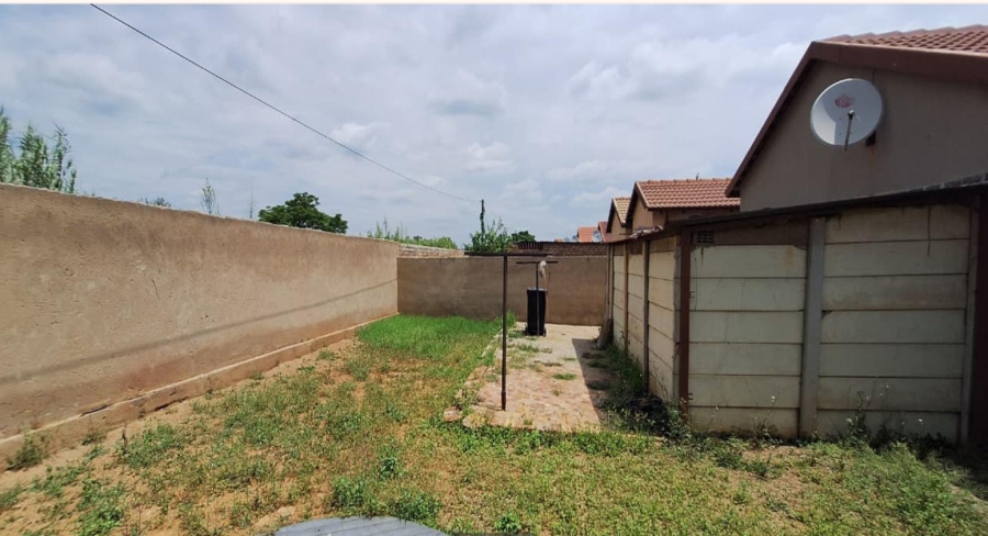 2 Bedroom Property for Sale in New Payneville Gauteng