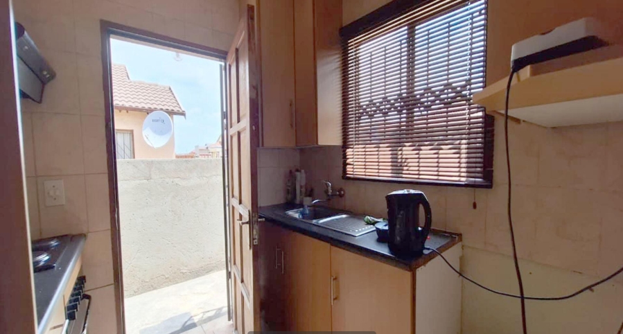 2 Bedroom Property for Sale in New Payneville Gauteng