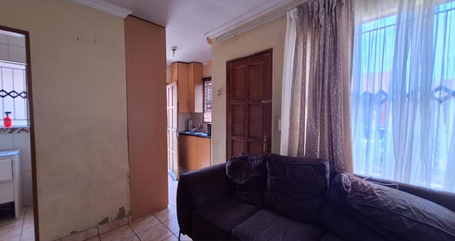 2 Bedroom Property for Sale in New Payneville Gauteng