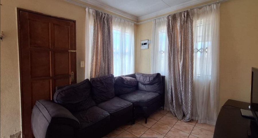 2 Bedroom Property for Sale in New Payneville Gauteng