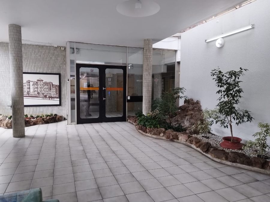 2 Bedroom Property for Sale in Parktown Gauteng