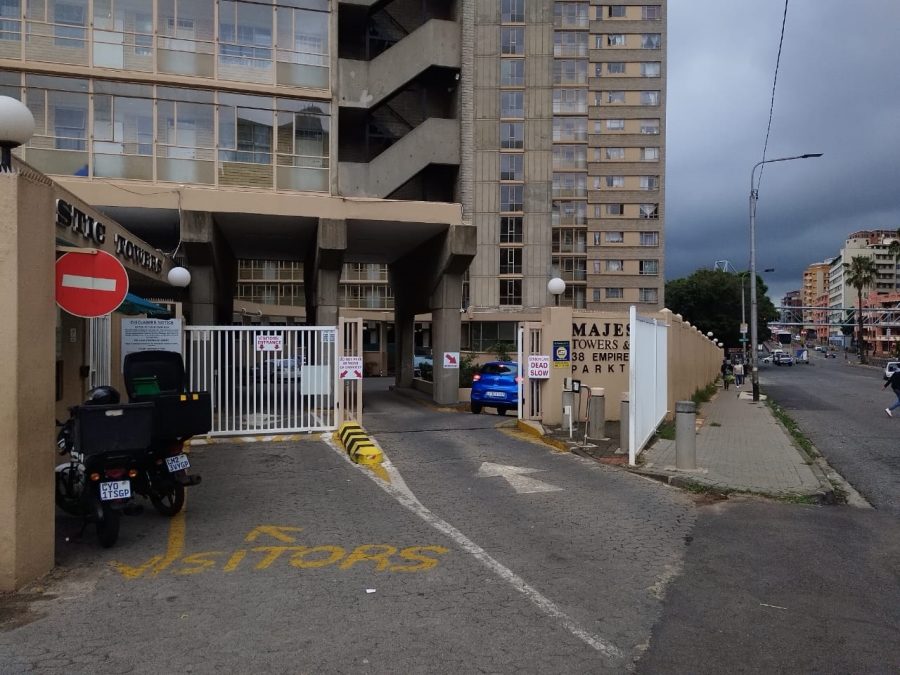 2 Bedroom Property for Sale in Parktown Gauteng