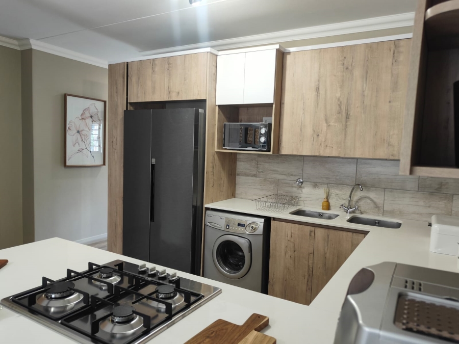 3 Bedroom Property for Sale in Roodepark Eco Estate Gauteng