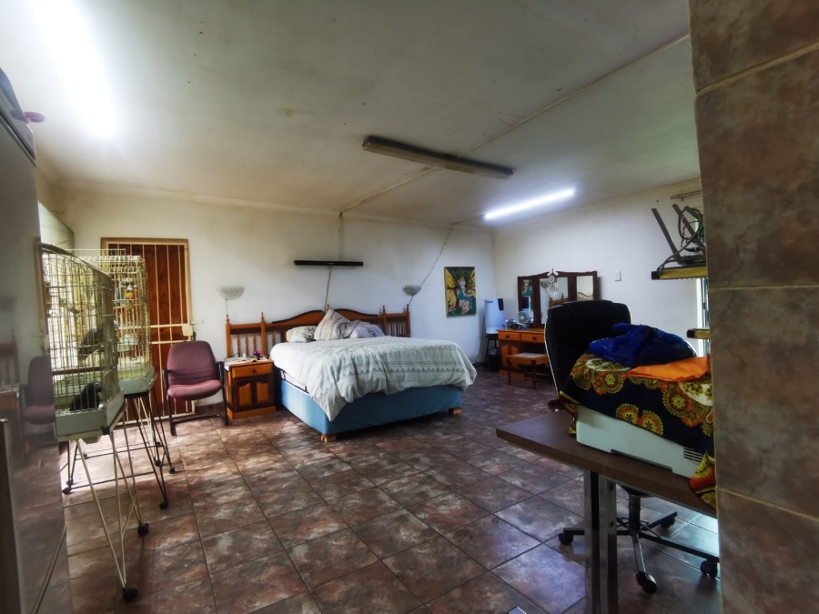 4 Bedroom Property for Sale in Riamar Park Gauteng