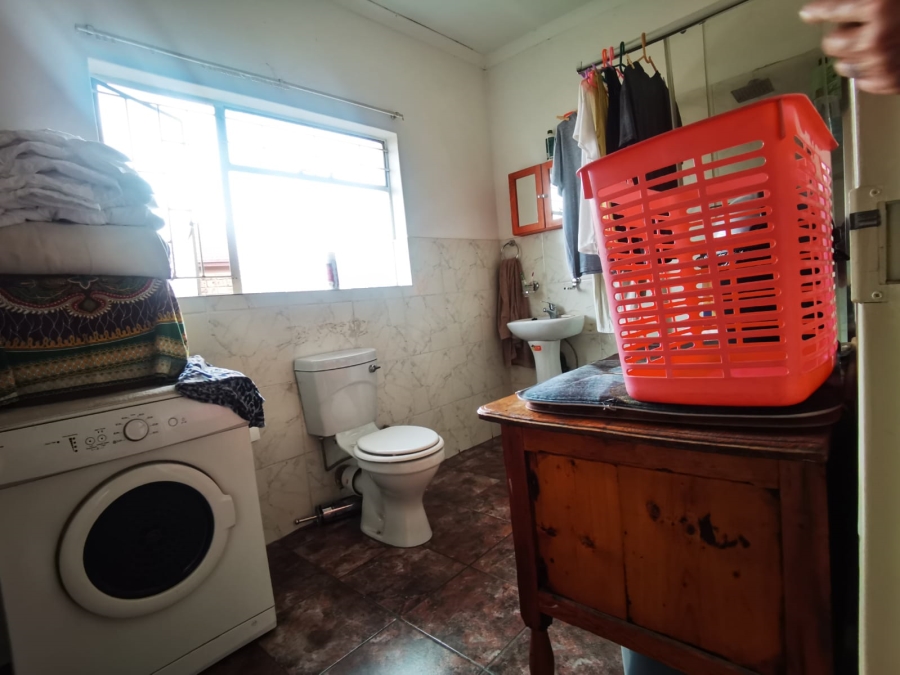 4 Bedroom Property for Sale in Riamar Park Gauteng