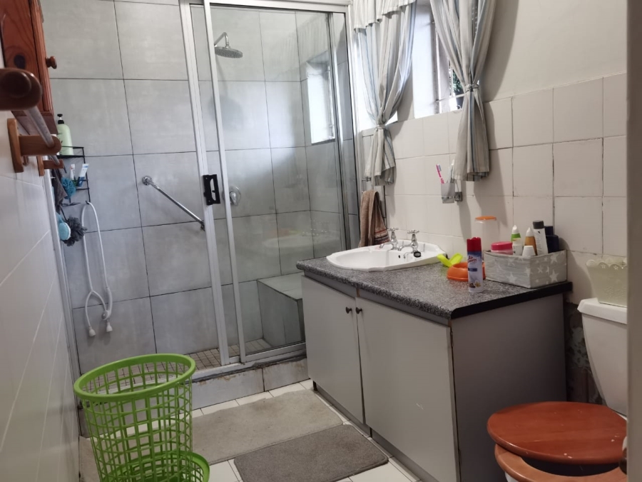 5 Bedroom Property for Sale in Erasmus Gauteng