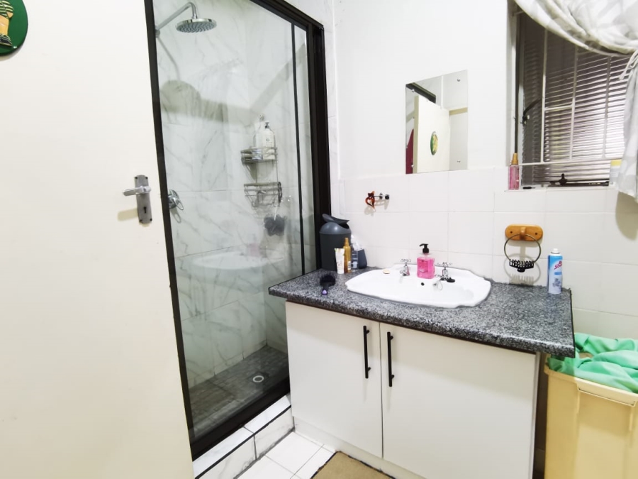 5 Bedroom Property for Sale in Erasmus Gauteng