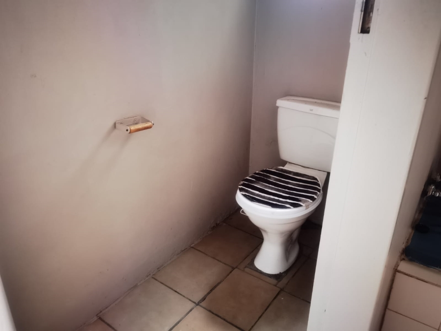 5 Bedroom Property for Sale in Erasmus Gauteng