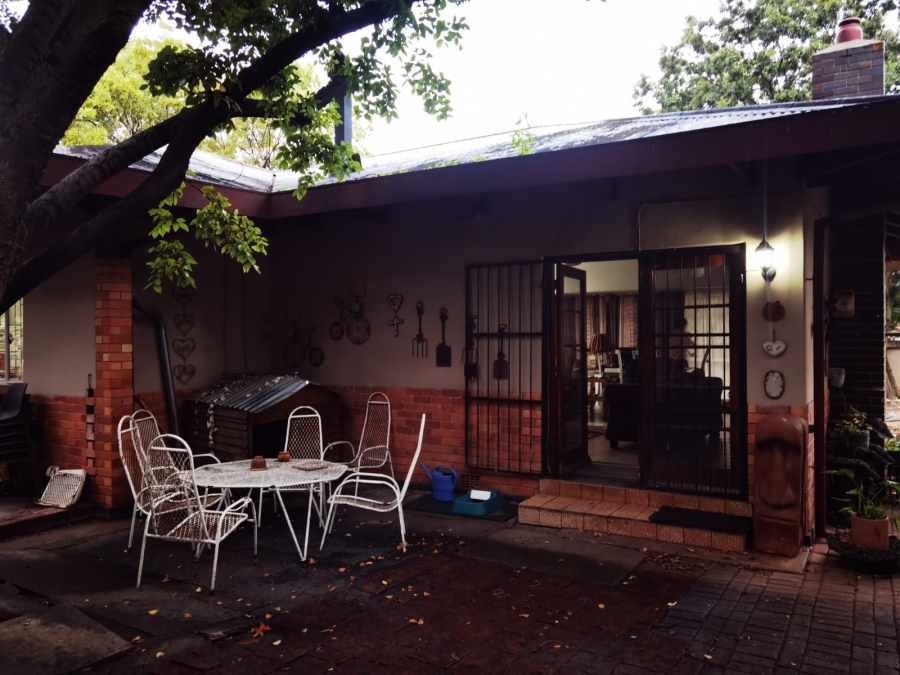 5 Bedroom Property for Sale in Erasmus Gauteng